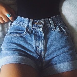 Levi’s Jean Shorts Vintage